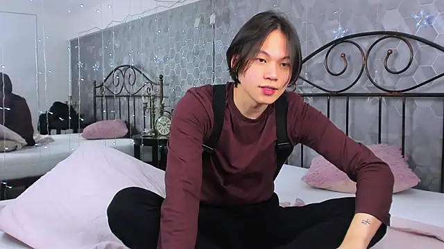 Snapshot of just_gay_ chatting on 01/31/25, 08:43 just gay  online show from 01/31/25, 08:43