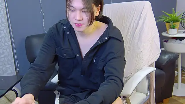 Snapshot of just_gay_ chatting on 02/02/25, 04:32 just gay  online show from 02/02/25, 04:32