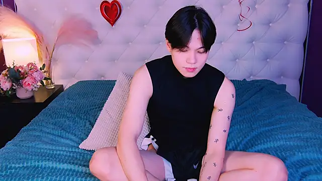 Snapshot of just_gay_ chatting on 03/03/25, 11:33 just gay  online show from 03/03/25, 11:33