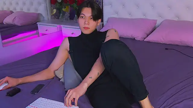 Snapshot of just_gay_ chatting on 03/09/25, 01:35 just gay  online show from 03/09/25, 01:35