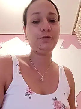 Snapshot of Mia_RainX chatting on 05/16/26, 04:28 Mia RainX online show from 05/16/26, 04:28