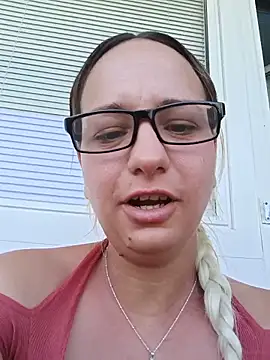 Snapshot of Mia_RainX chatting on 05/28/26, 11:51 Mia RainX online show from 05/28/26, 11:51
