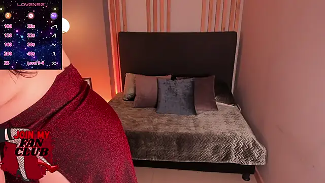 Dafne 00 online show from 11/12/25, 12:16