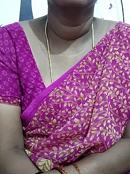 Snapshot of Tamil_Meera12 chatting on 01/09/26, 06:27 Tamil Meera12 online show from 01/09/26, 06:27