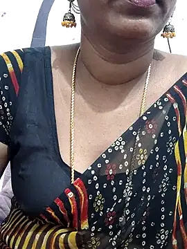 Snapshot of Tamil_Meera12 chatting on 02/04/26, 05:08 Tamil Meera12 online show from 02/04/26, 05:08