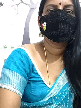 Snapshot of Tamil_Meera12 chatting on 04/29/26, 05:30 Tamil Meera12 online show from 04/29/26, 05:30