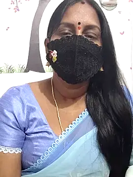 Snapshot of Tamil_Meera12 chatting on 05/16/26, 12:04 Tamil Meera12 online show from 05/16/26, 12:04