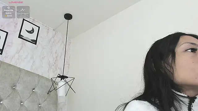 Raichell  online show from 07/01/26, 12:18
