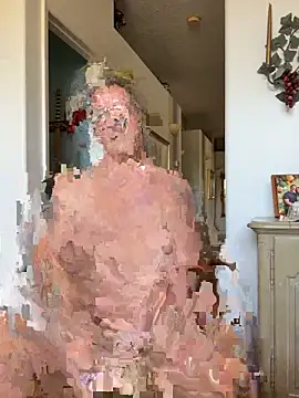 Snapshot of sissyboijamie1313 chatting on 11/24/25, 03:34 sissyboijamie1313 online show from 11/24/25, 03:34