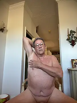 Snapshot of sissyboijamie1313 chatting on 02/07/26, 08:34 sissyboijamie1313 online show from 02/07/26, 08:34