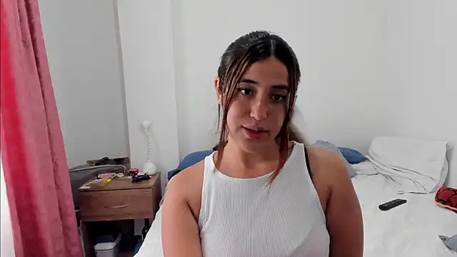 Snapshot of __leaa chatting on 02/27/25, 08:09 leaa online show from 02/27/25, 08:09