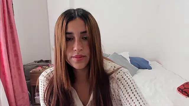 Snapshot of __leaa chatting on 03/01/25, 05:05 leaa online show from 03/01/25, 05:05