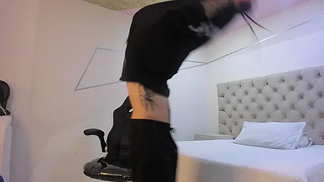 JhoanLeandro online show from 01/16/26, 05:00