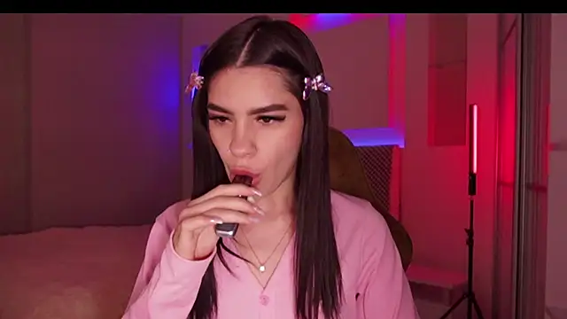 Snapshot of _BbFreya chatting on 02/03/25, 05:35 BbFreya online show from 02/03/25, 05:35