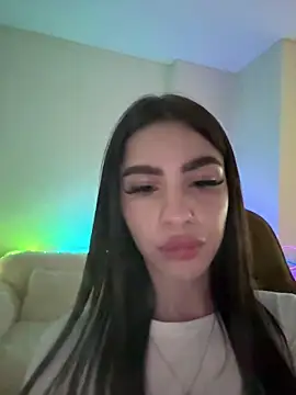 Snapshot of _BbFreya chatting on 03/06/25, 05:00 BbFreya online show from 03/06/25, 05:00