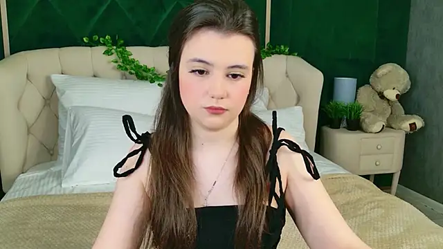 Pauline Heaven online show from 02/02/26, 05:50