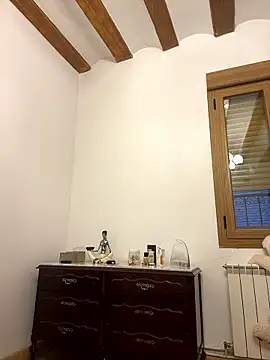 laarti online show from 01/11/26, 04:56