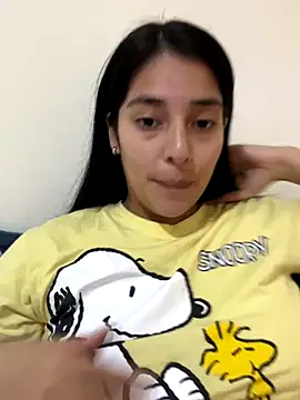 Snapshot of ariana_sweet87 chatting on 10/19/25, 06:08 ariana sweet87 online show from 10/19/25, 06:08