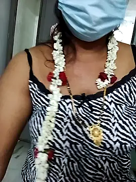 Snapshot of Tamil_Radha chatting on 02/20/25, 05:29 Tamil Radha online show from 02/20/25, 05:29