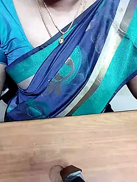 Snapshot of Tamil_Radha chatting on 09/30/25, 05:29 Tamil Radha online show from 09/30/25, 05:29