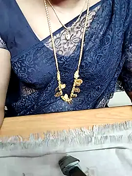 Snapshot of Tamil_Radha chatting on 10/05/25, 05:33 Tamil Radha online show from 10/05/25, 05:33