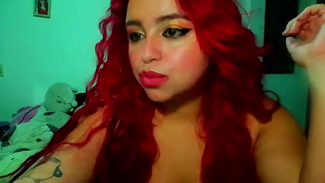 Snapshot of EstefyTabbo chatting on 06/06/26, 10:20 EstefyTabbo online show from 06/06/26, 10:20