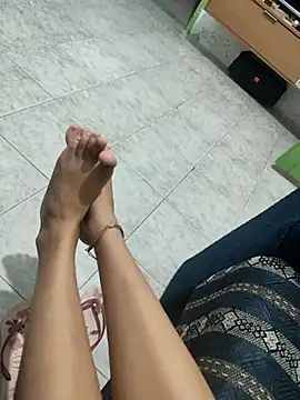 lisinhabsdm2 online show from 03/06/25, 10:04