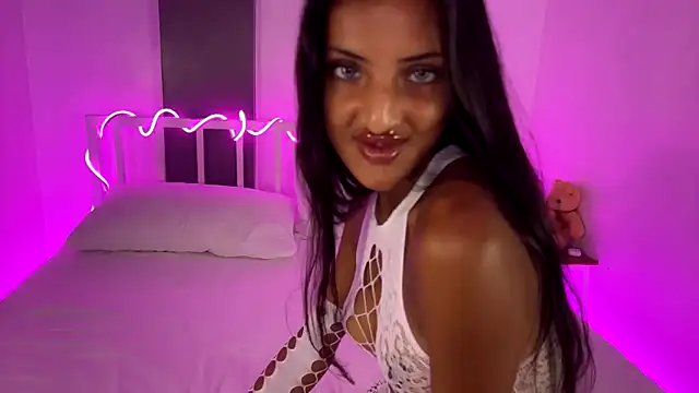 Snapshot of alanaexplicit69 chatting on 03/09/25, 12:31 alanaexplicit69 online show from 03/09/25, 12:31