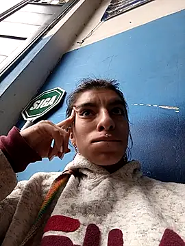 Snapshot of Ariell_Kieran chatting on 03/02/25, 08:50 Ariell Kieran online show from 03/02/25, 08:50