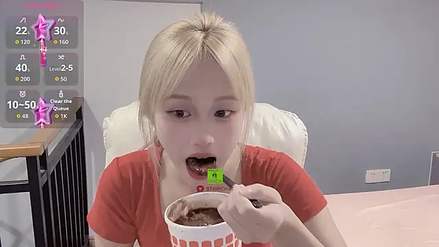 xunian71O online show from 10/01/25, 09:32