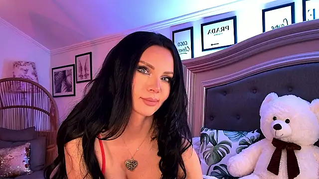 Amber Luna online show from 02/09/26, 12:20