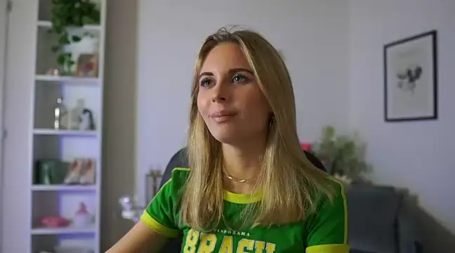 catecrago  online show from 02/08/25, 01:54