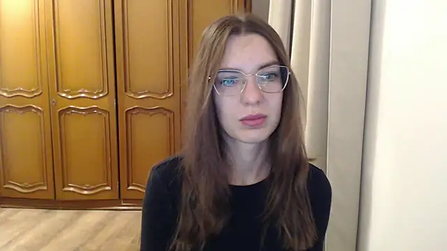 Snapshot of aurora_lust chatting on 10/24/25, 05:26 aurora lust online show from 10/24/25, 05:26