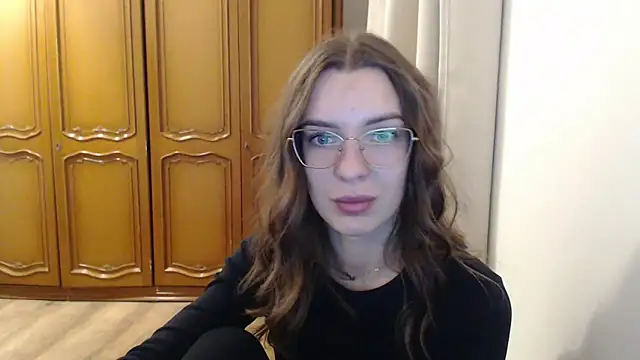 Snapshot of aurora_lust chatting on 11/14/25, 06:34 aurora lust online show from 11/14/25, 06:34