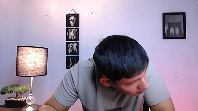 JamesCr  online show from 11/10/25, 12:20