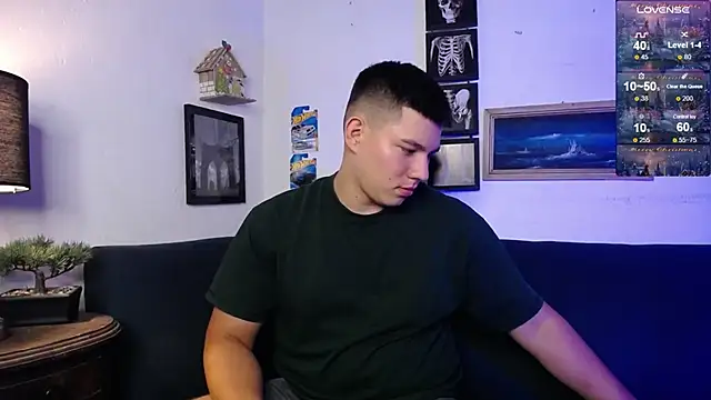 JamesCr  online show from 12/16/25, 12:37