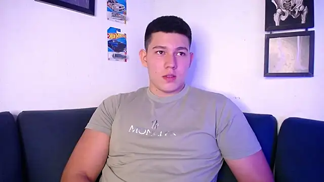 JamesCr  online show from 12/23/25, 12:19