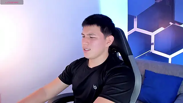 JamesCr  online show from 03/25/26, 03:34