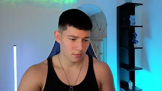JamesCr  online show from 06/04/26, 12:44