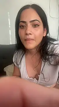 Snapshot of nadia06 chatting on 03/16/25, 01:07 nadia06 online show from 03/16/25, 01:07