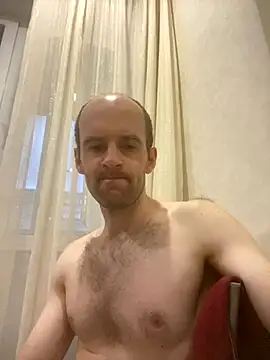 LynnAhNight online show from 09/19/25, 03:08