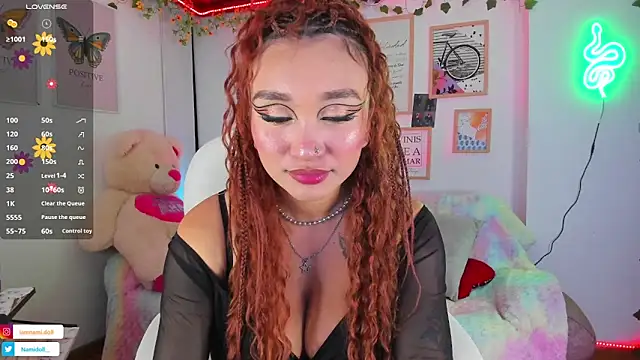 Snapshot of NamiDoll chatting on 11/07/25, 03:28 NamiDoll online show from 11/07/25, 03:28