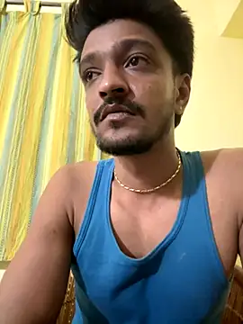 Snapshot of Chintu2408 chatting on 09/19/25, 04:40 Chintu2408 online show from 09/19/25, 04:40