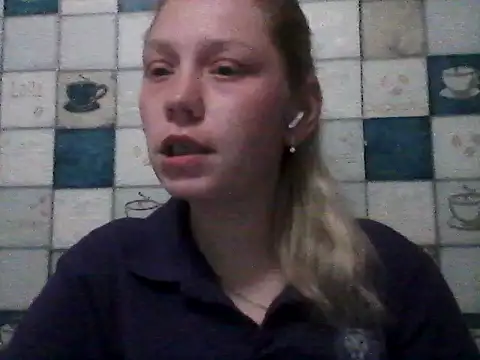 Snapshot of Anna_wey chatting on 04/30/26, 06:14 Anna wey online show from 04/30/26, 06:14
