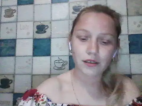 Snapshot of Anna_wey chatting on 05/08/26, 06:57 Anna wey online show from 05/08/26, 06:57