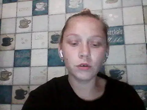 Snapshot of Anna_wey chatting on 05/25/26, 06:47 Anna wey online show from 05/25/26, 06:47