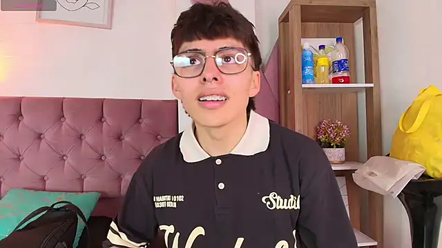 PepperTwink online show from 11/14/25, 05:00