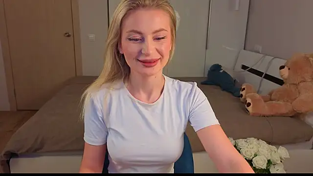 AnitaLamb online show from 11/11/25, 05:07