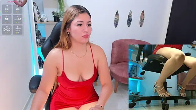 Snapshot of Nathalie_29 chatting on 11/04/25, 12:26 Nathalie 29 online show from 11/04/25, 12:26