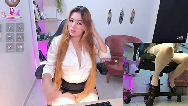 Snapshot of Nathalie_29 chatting on 11/10/25, 11:09 Nathalie 29 online show from 11/10/25, 11:09